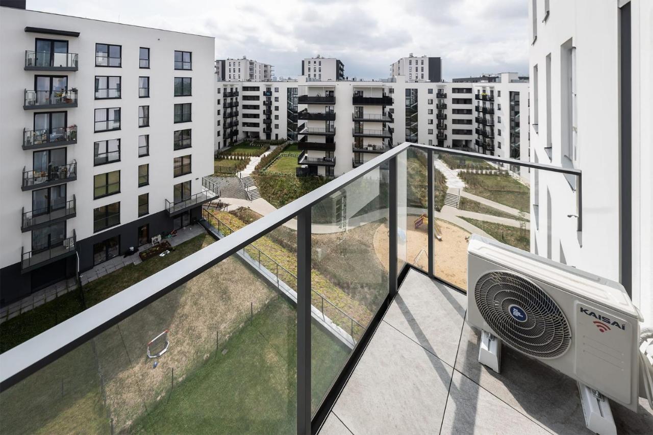 Manufaktura Apart Z Miejscem Parkingowym Lodź Bagian luar foto